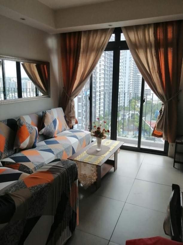 12 -A Portovita North Tower Quezon City Exteriör bild