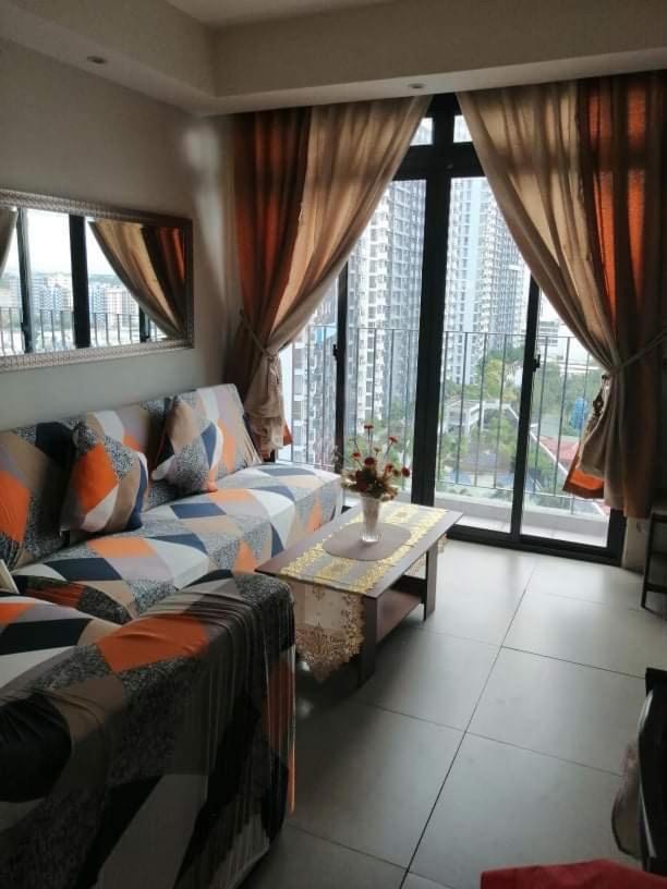 12 -A Portovita North Tower Quezon City Exteriör bild
